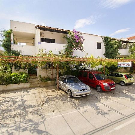 Apartments Derado Supetar Ngoại thất bức ảnh
