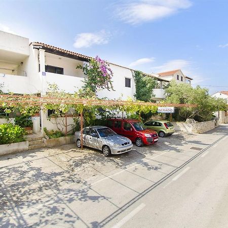 Apartments Derado Supetar Ngoại thất bức ảnh
